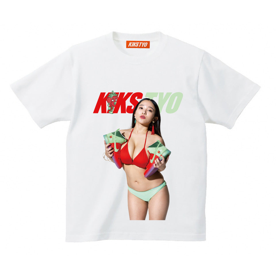 Jun Amaki photo print t-shirt by KIKS TYO